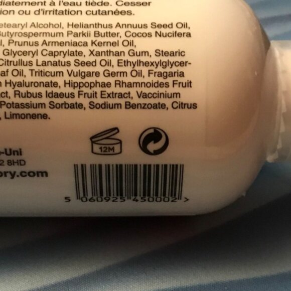 Carbon Theory Vitamin E & Tea Tree Oil Moisturizer 100ml Vegan Cruelty-Free - Picture 6 of 6